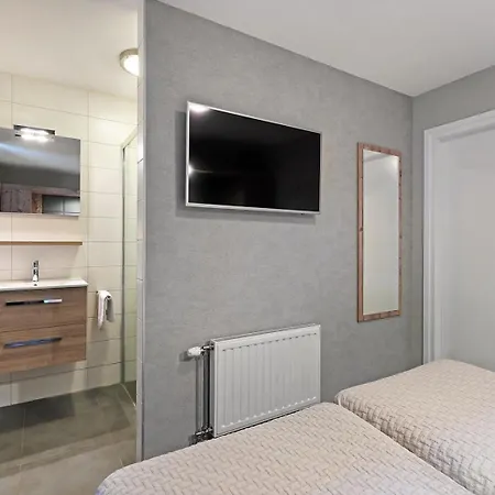 Oude Nieuwelandseweg 33b - - Hopper Villa Ouddorp